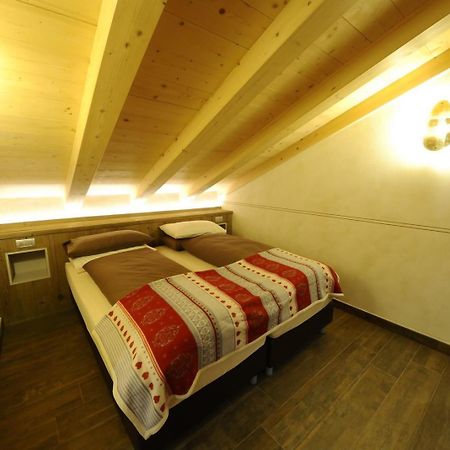 Alpen Flower By Livigno Accomodation מראה חיצוני תמונה